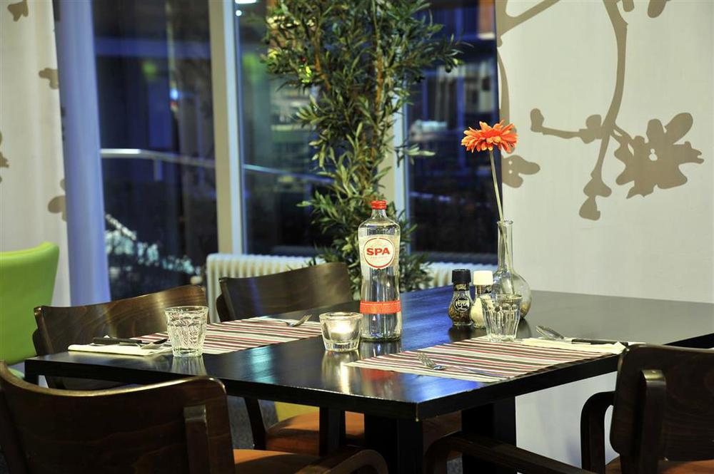 Tulip Inn Leiderdorp Étterem fotó